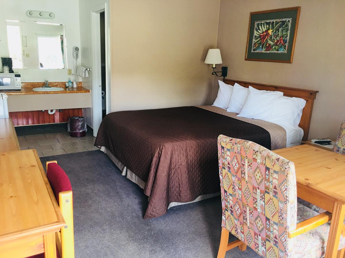 Paonia Redwood Arms Motel מראה חיצוני תמונה