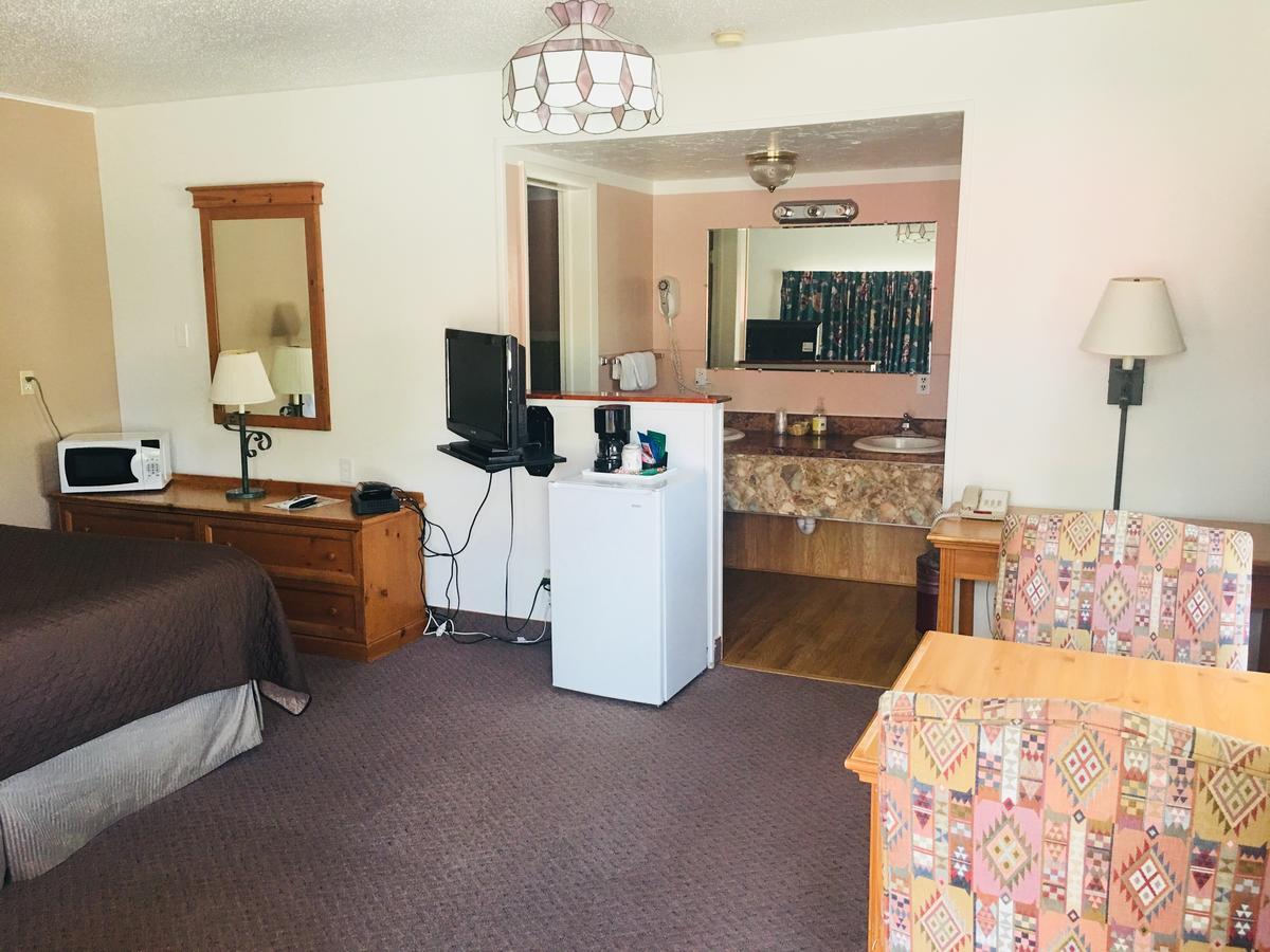 Paonia Redwood Arms Motel מראה חיצוני תמונה